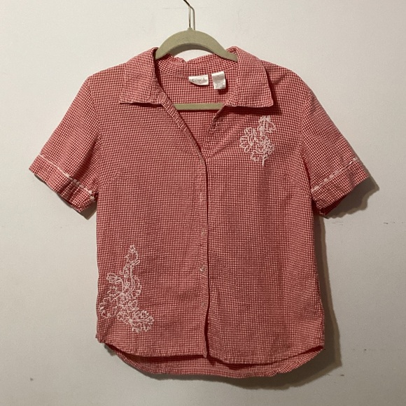 Shirt - Picture 2 of 10